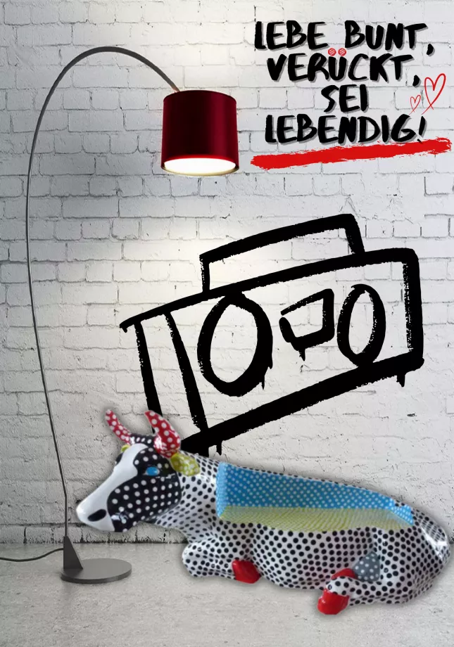 Kuhbank als Kunstobjekt