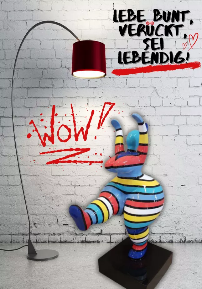 Nana-Kunstfigur (Arme oben)